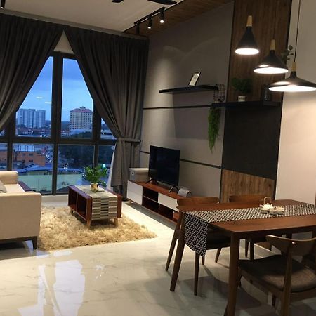 Cmk Troika Apartmen#Free Netflix Kota Bharu Exteriör bild