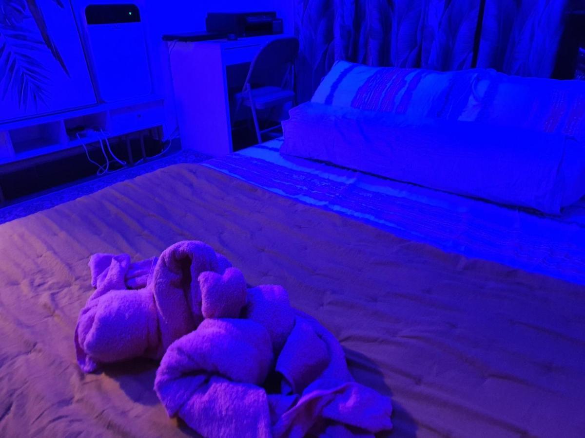 Cmk Troika Apartmen#Free Netflix Kota Bharu Exteriör bild